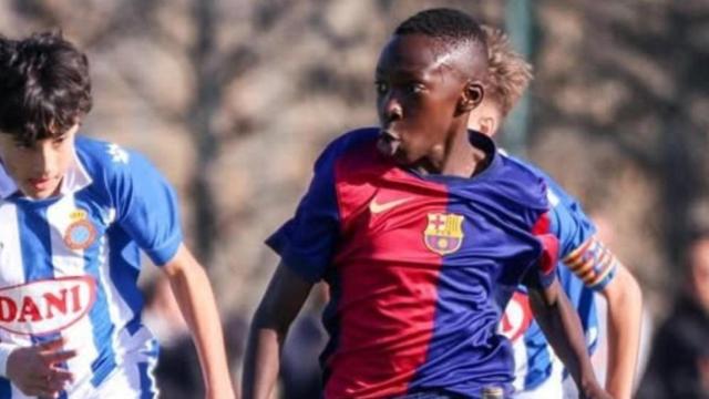 Fode Diallo, en un partido con el Infantil B del Barça