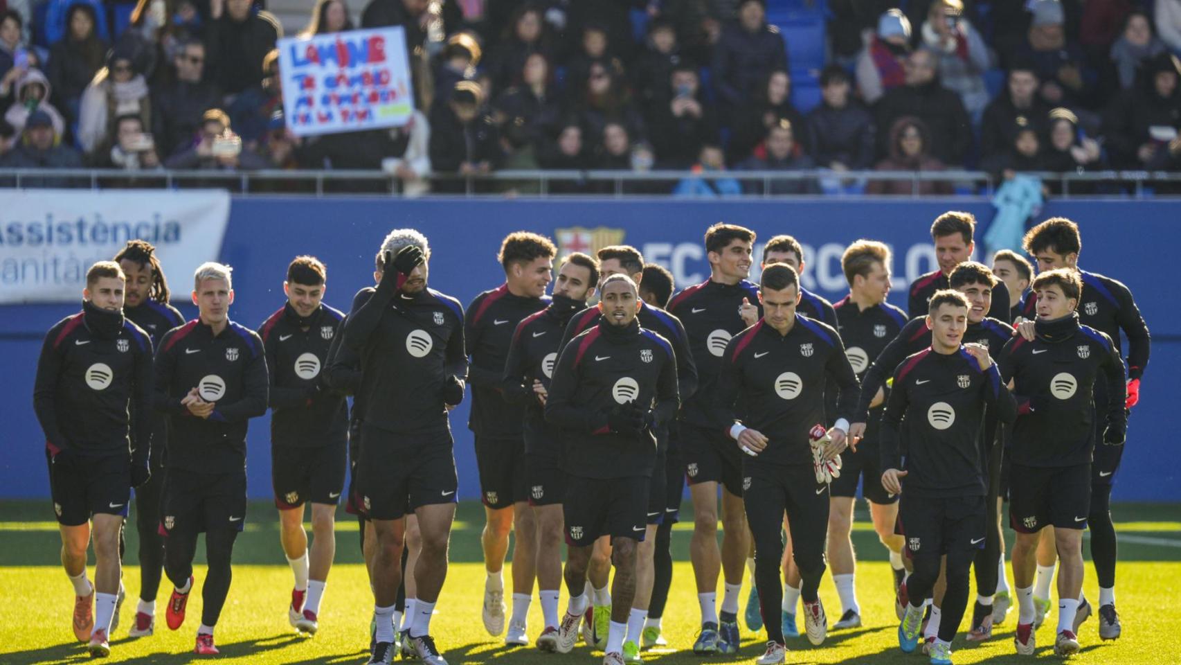 Entrenamiento del Barça de puertas abiertas en el Johan Cruyff