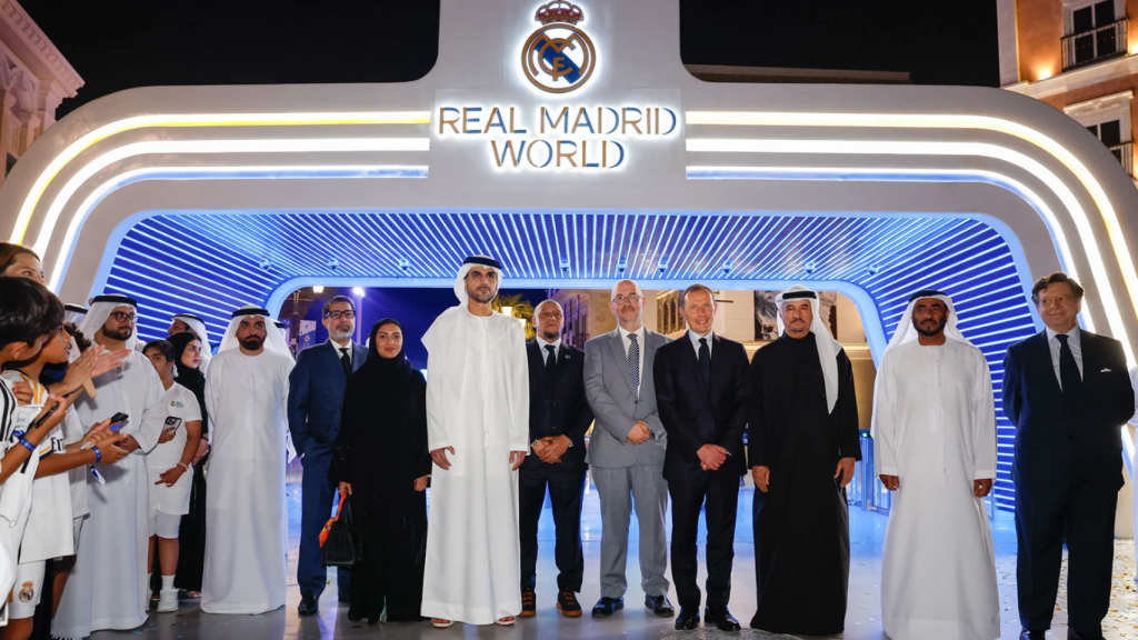 Emilio Butragueño, en la inauguración del parque de atracciones del Real Madrid en Dubai