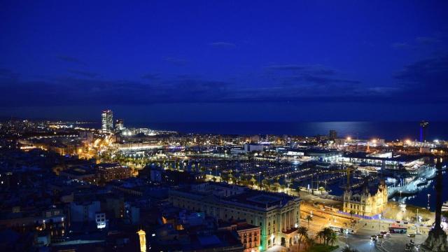 Vista nocturna de Barcelona