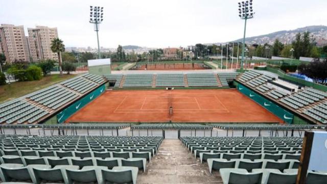 Vista aérea de una pista del CEM Vall d'Hebron, olímpico y sede de la FCT