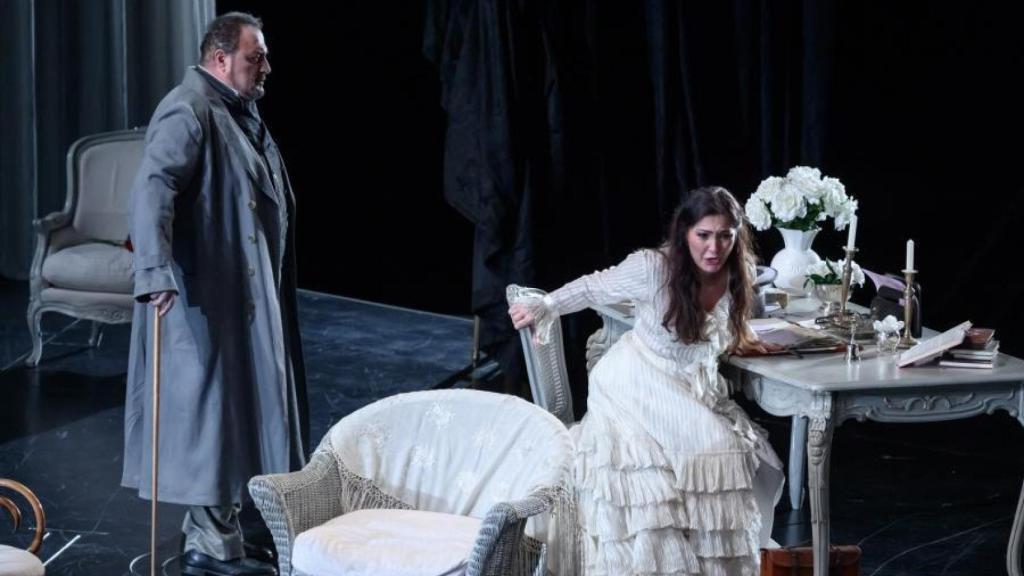 Escena de 'La Traviata' en el Liceu