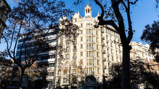 Imagen de un edificio propiedad de la sociedad Avda Diagonal Apartments 438