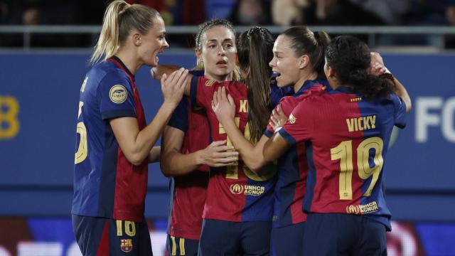 Las jugadoras del Barça Femenino celebran un gol en el derbi contra el Levante Badalona