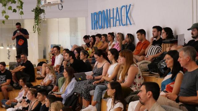 Una sesión magistral en un centro de Ironhack / CEDIDA