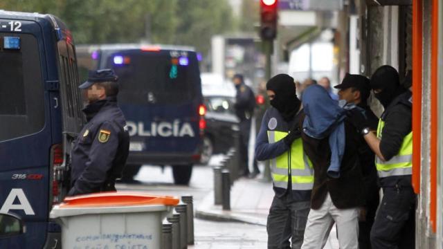 La célula yihadista de Terrassa iba a decapitar a una mujer al modo de Dáesh