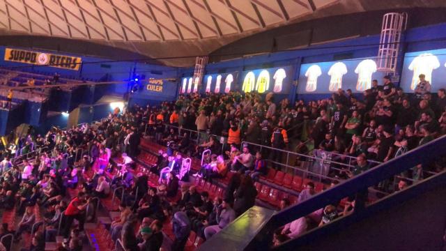 El Palau Blaugrana, inundado por la afición del Panathinaikos