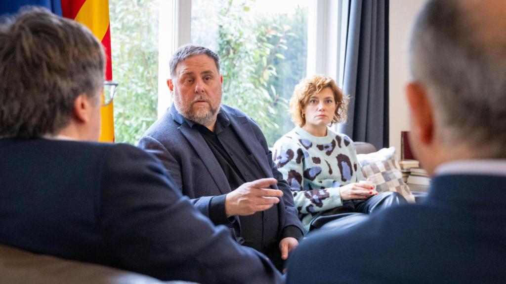 Oriol Junqueras y Elisenda Alamany durante la reunión en Waterloo