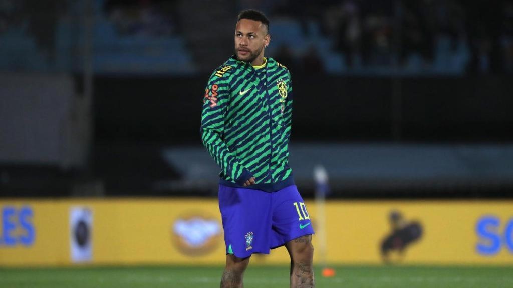 Neymar, durante un entrenamiento con la selección de Brasil