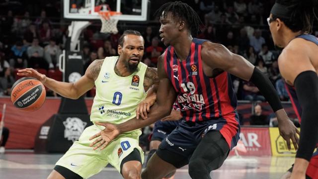 Kevin Punter intenta superar a su marca en el partido del Barça de basket contra el Baskonia