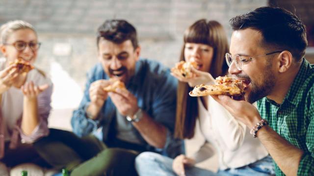 La palabra en castellano que confunde a muchos catalanes a la hora de comer: y a los ingleses para cenar