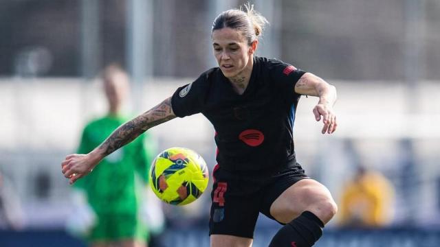 Mapi León controla un balón en el partido contra el RCD Espanyol