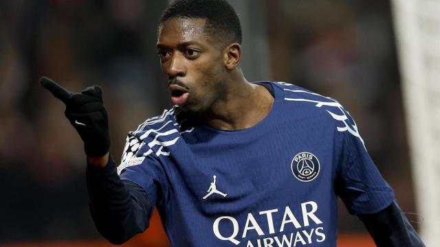 Dembelé celebra uno de sus dos goles al Brest