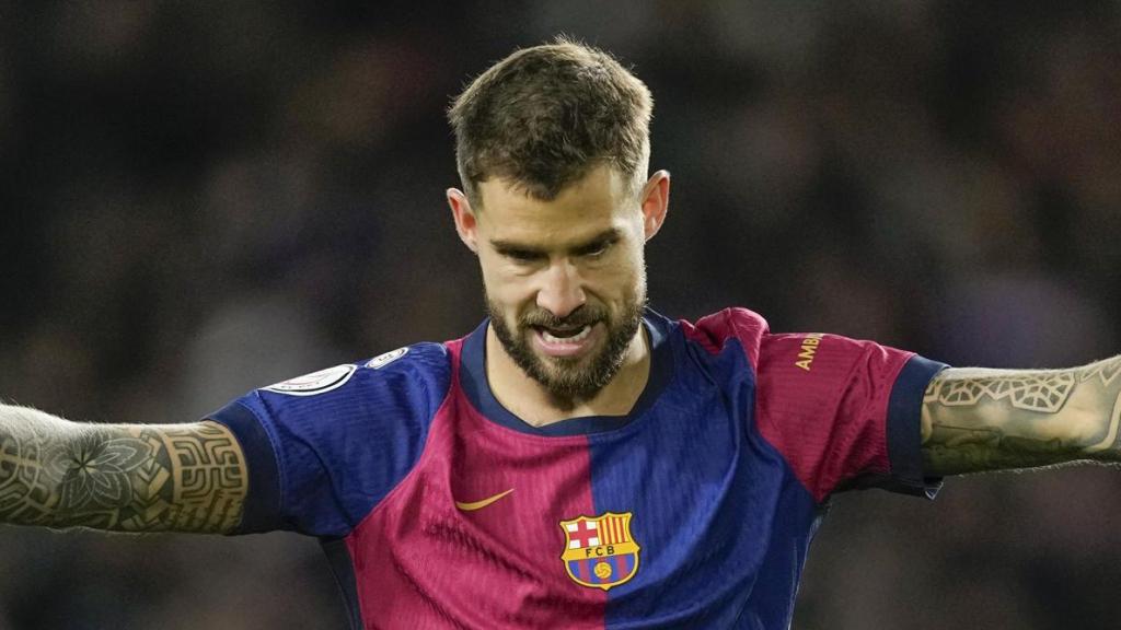 Iñigo Martínez celebra su gol al Atlético