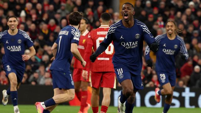 La euforia de Dembelé tras marcar un gol contra el Liverpool