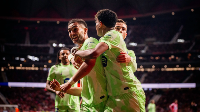 Ferran Torres y Lamine Yamal celebran el gol del Barça contra el Atlético de Madrid en la Copa del Rey