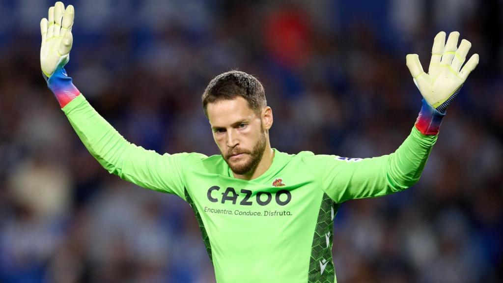Álex Remiro, en un partido con la Real Sociedad