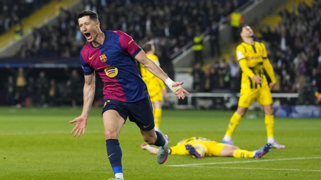Robert Lewandwoski, pletórico después de marcar un doblete de goles al Borussia Dortmund en Champions League
