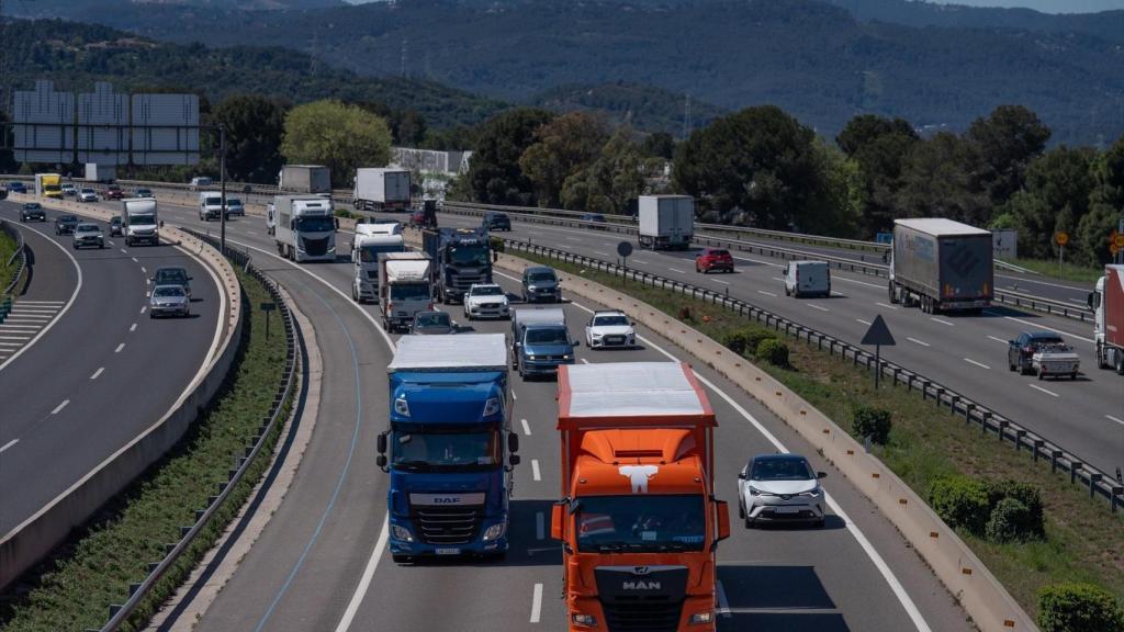 Tráfico masivo en las carreteras de Cataluña en plena operación retorno / EP