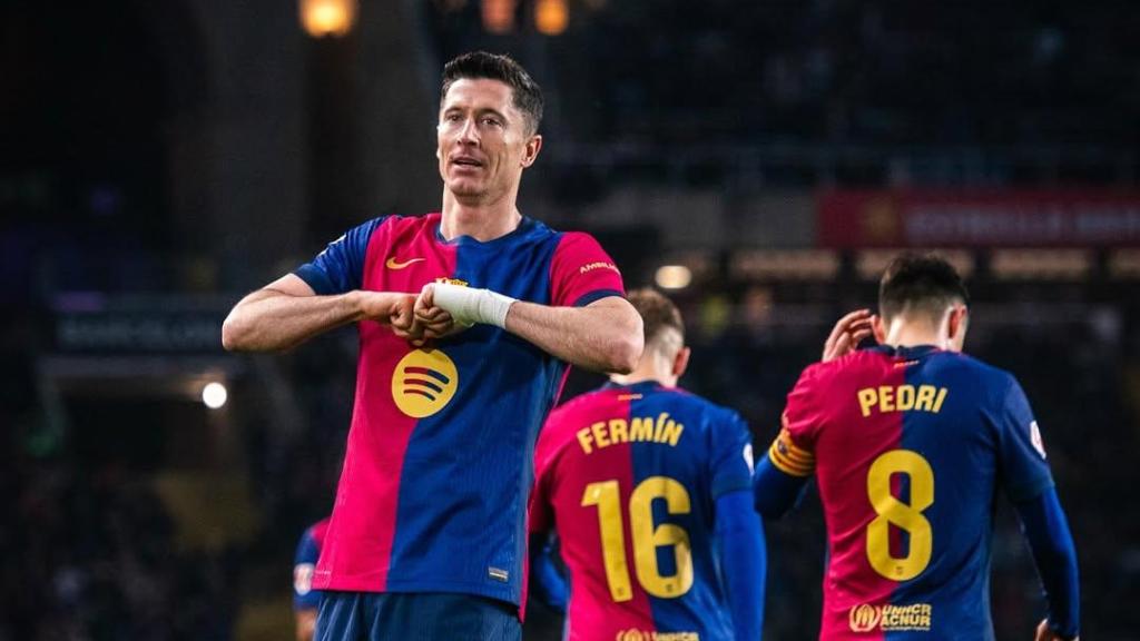 Lewandowski, con la mano vendada