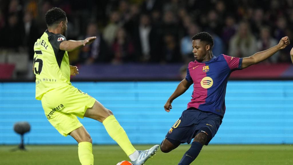 Ansu Fati remata a portería contra el Mallorca