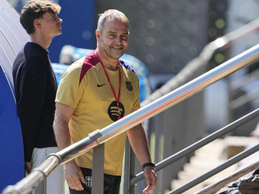 Hansi Flick, en el entrenamiento del Barça antes de recibir al Inter