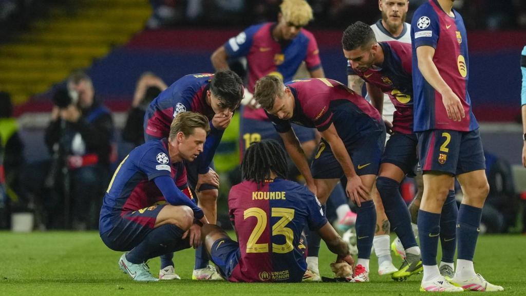 El Barça, preocupado por la lesión de Jules Koundé en el partido contra el Inter