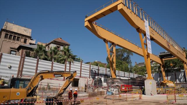 Obras de la L9 del metro de Barcelona, en el pozo de Mandri (2024)
