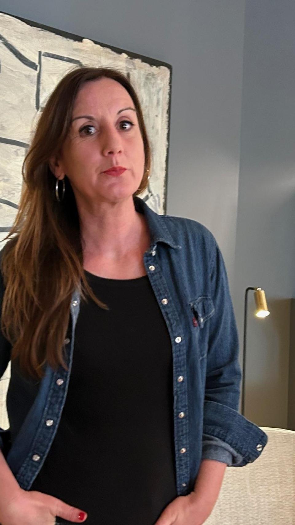 La periodista y escritora Txell Feixas, en la entrevista con 'Letra Global'