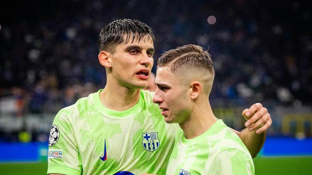 Gerard Martín y Fermín López lloran desconsoladamente tras el Inter-Barça