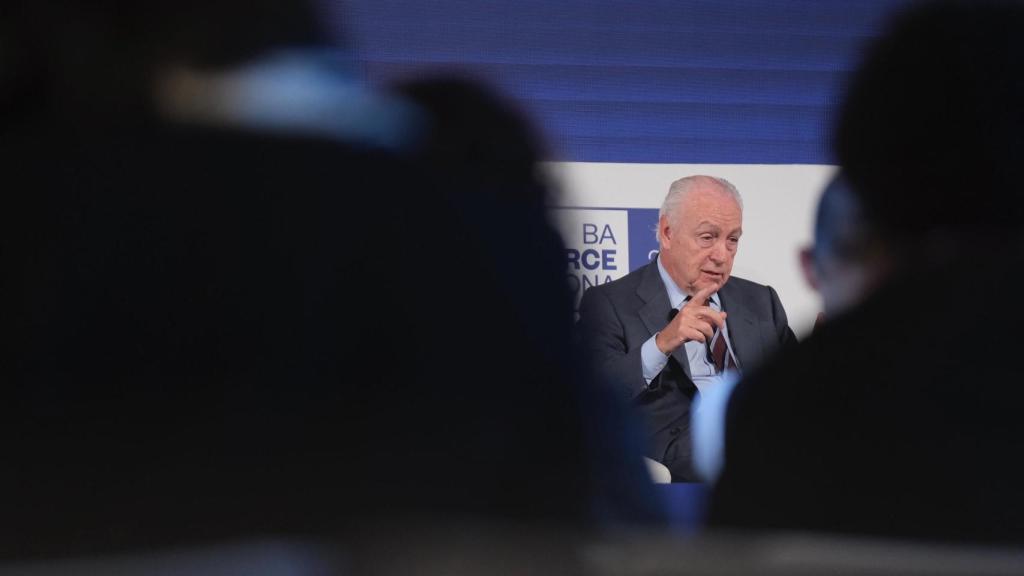 Nemesio Fernández-Cuesta en el foro económico del Cercle d'Economia