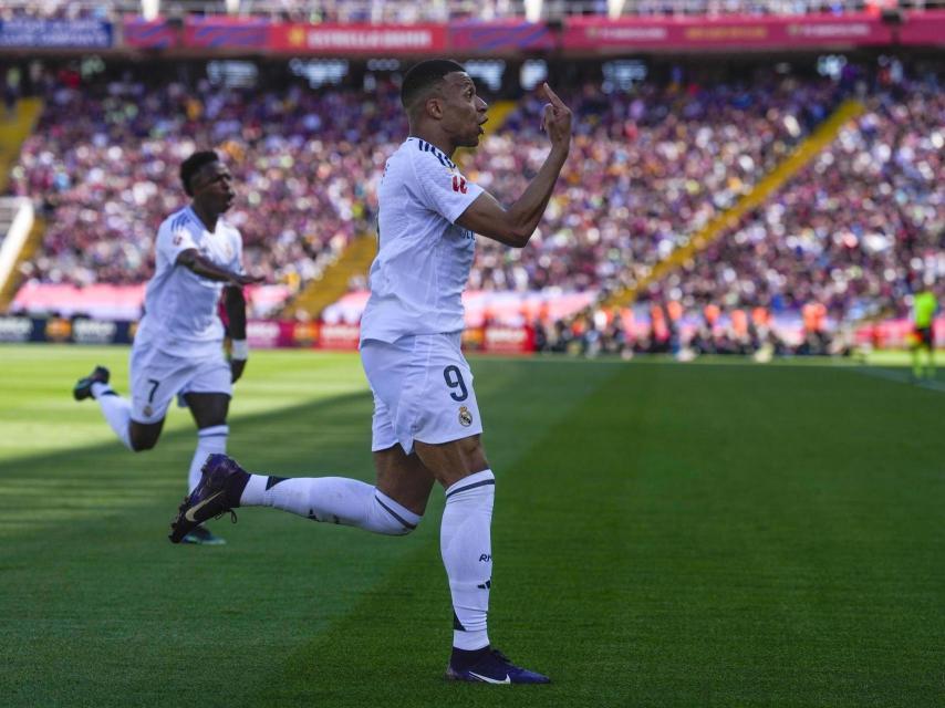 Mbappé celebra el segundo gol del Real Madrid