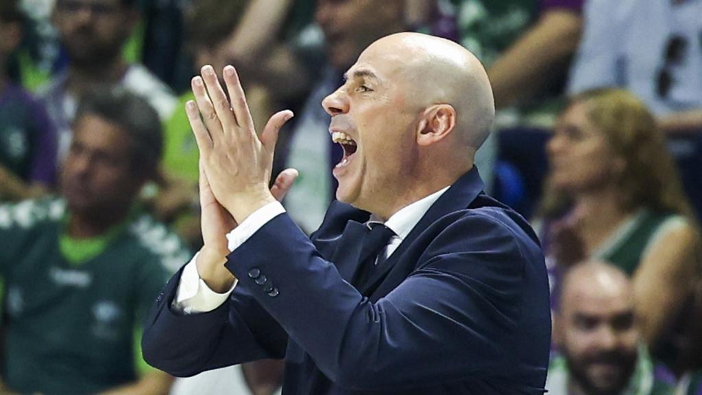 Joan Peñarroya, en el Unicaja-Barça de basket de Liga ACB