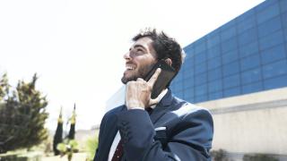 Gracias a la tecnología, empresarios y autónomos pueden utilizar su propio teléfono móvil  para realizar pagos