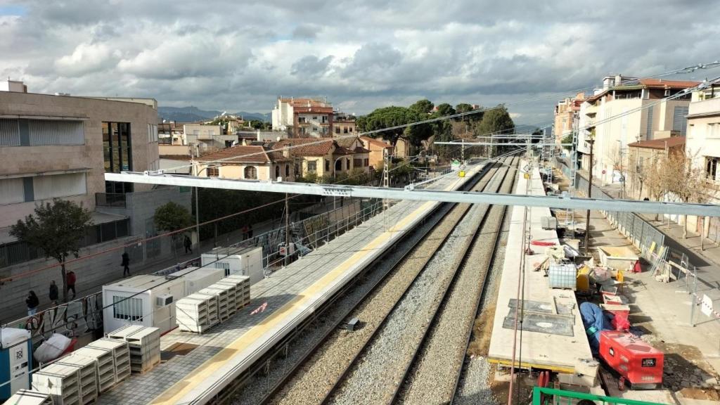 Adif inició las operaciones en vía en el soterramiento de Sant Feliu de Llobregat (Barcelona) en 2023
