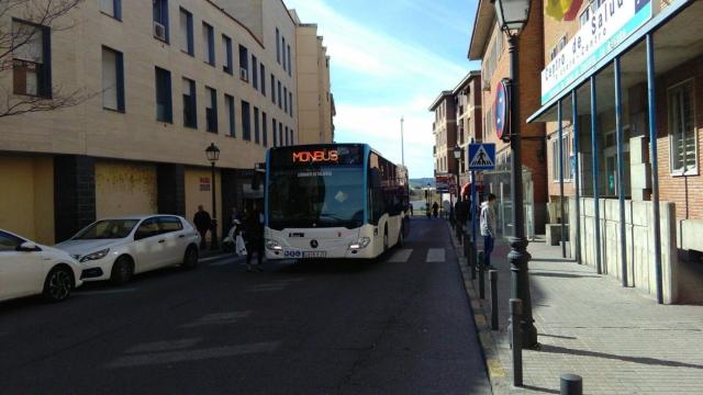 Radiografía actual de Monbus: qué relación tiene con Cataluña y cuál es la polémica