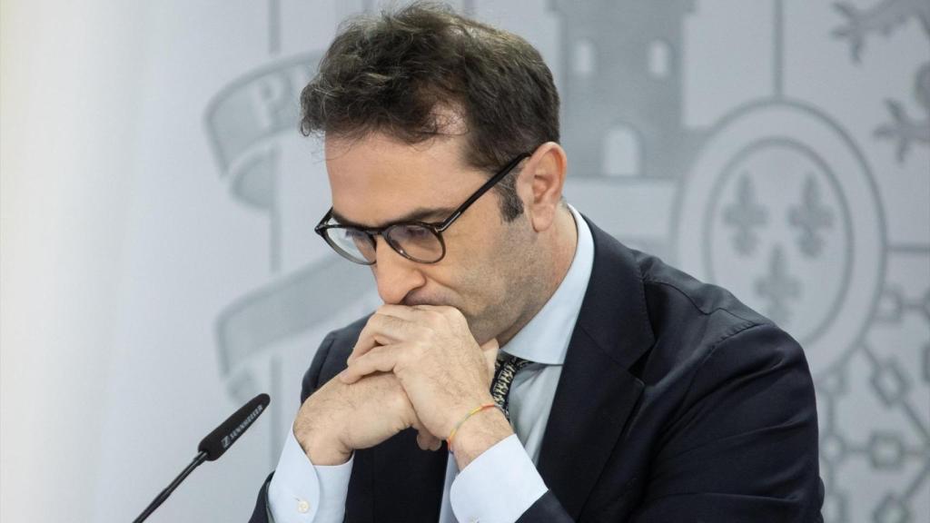 El ministro de Economía, Carlos Cuerpo, durante una rueda de prensa posterior a la reunión del Consejo de Ministros, en el Palacio de La Moncloa, en Madrid