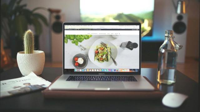 Páginas web en un portátil