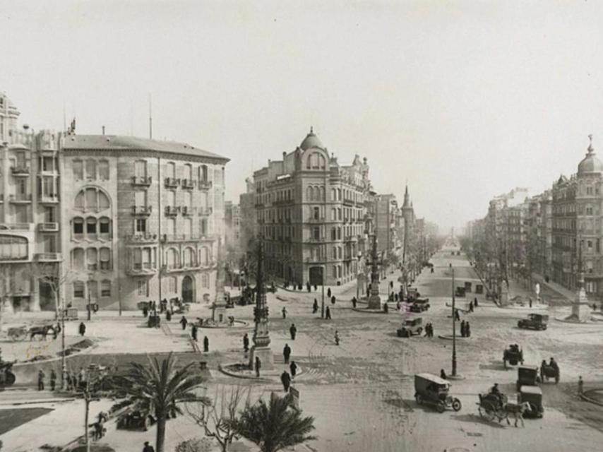 Cruce de la Diagonal con el Paseo de Gràcia (1932)