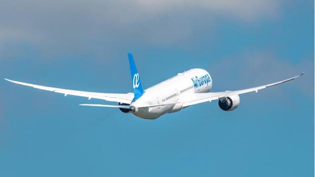 Vista trasera de un avión de Air Europa