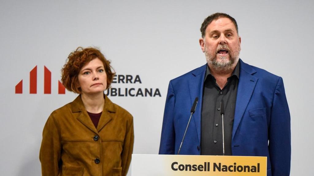 El presidente de ERC, Oriol Junqueras, y la secretaria general, Elisenda Alamany