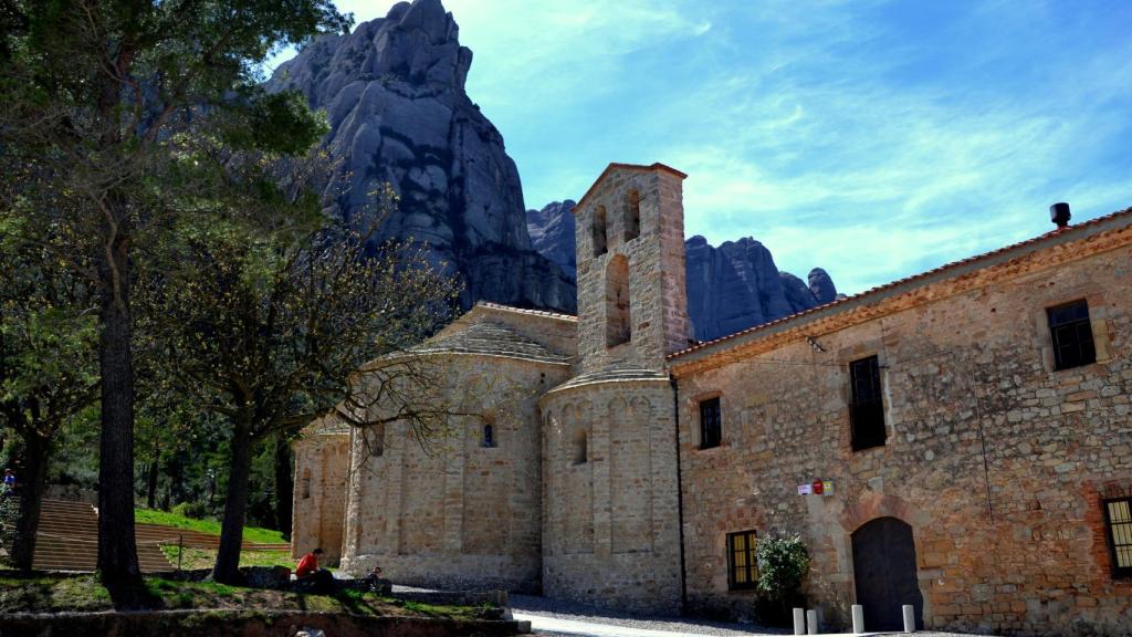 La iglesia de Santa Cecília de Montserrat