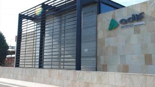 Fachada de una sede de Adif