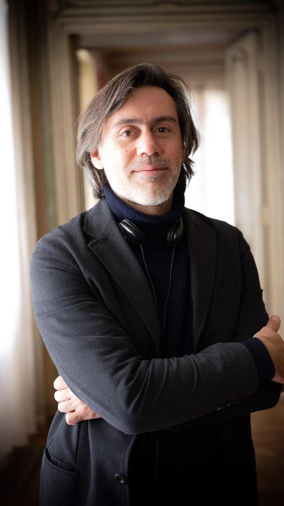 Emmanuel Mouret