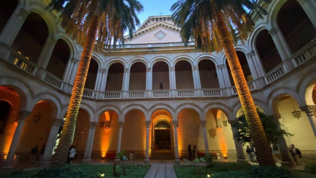 Interior del seminario de Barcelona, en la calle Diputació