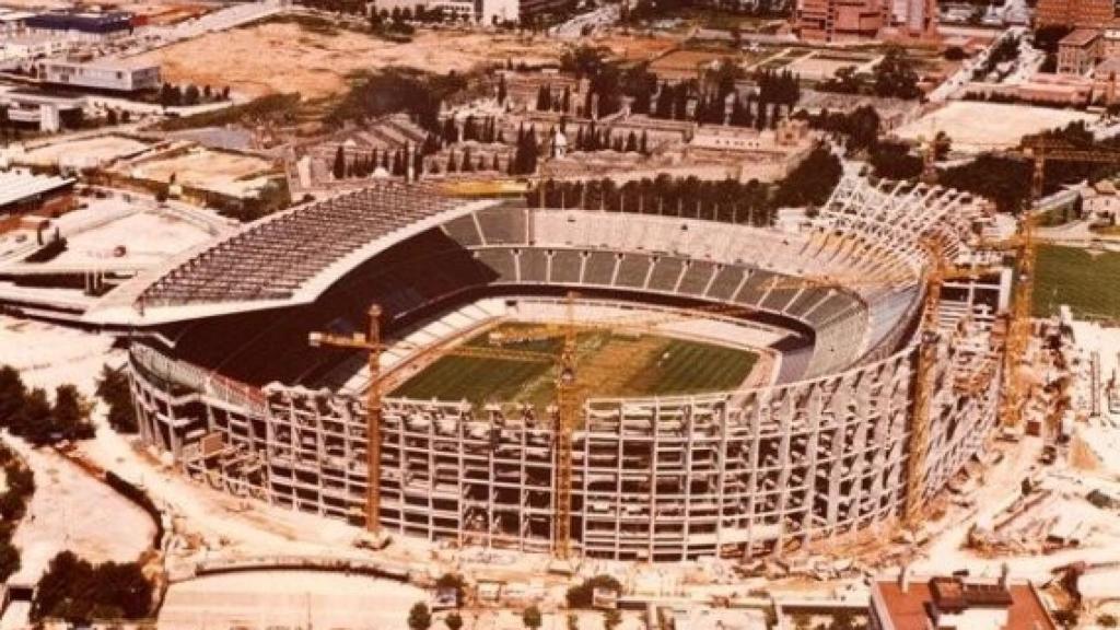 Ampliación del Camp Nou en los años 80