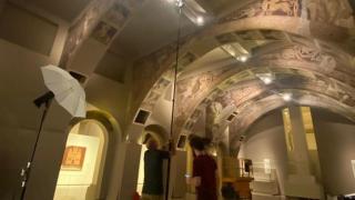 Técnicos del Gobierno de Aragón trabajando sobre las pinturas