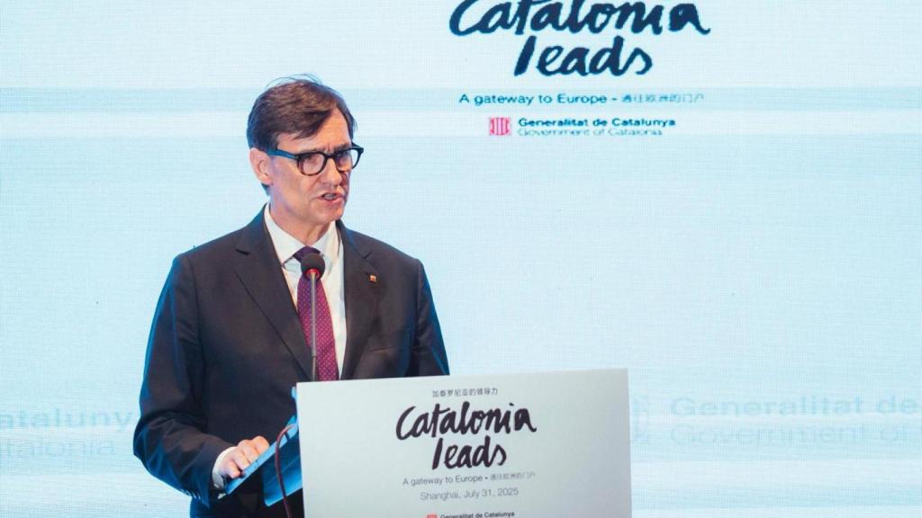 Salvador Illa, durante su conferencia económica en Shanghái (China)