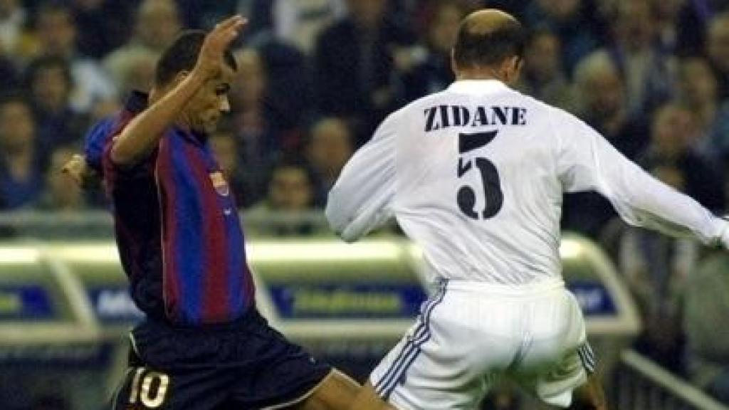 Rivaldo y Zidane en un clásico