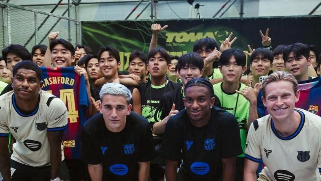 Marcus Rashford, Gavi, Frenkie de Jong y Alejandro Balde en un acto de Nike en Seúl